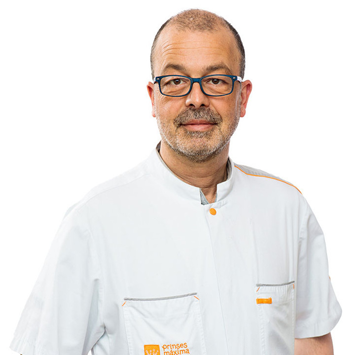 Dr. J. (Jan) Loeffen