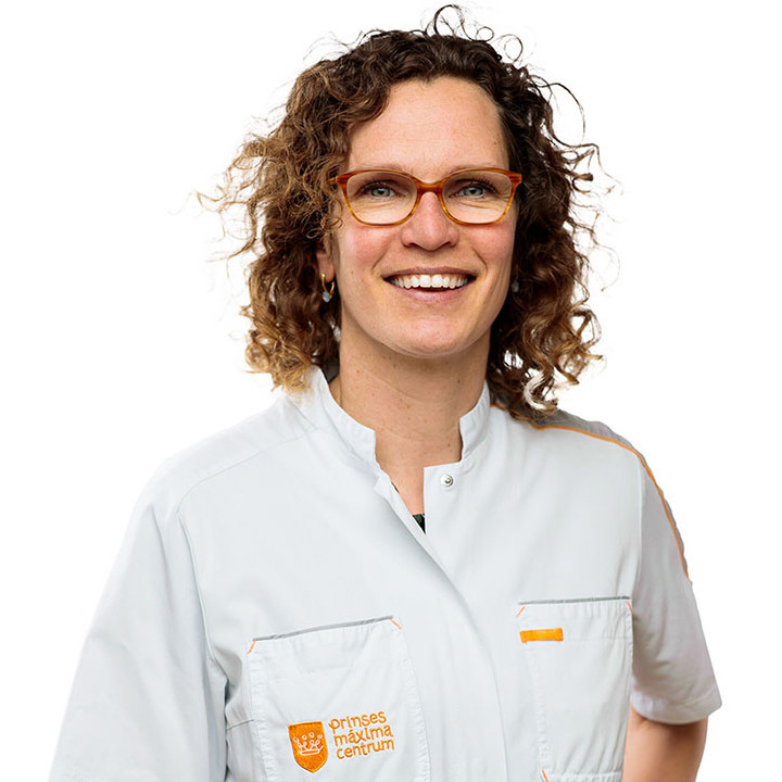 Drs. S.M. (Stephanie) van der Leij