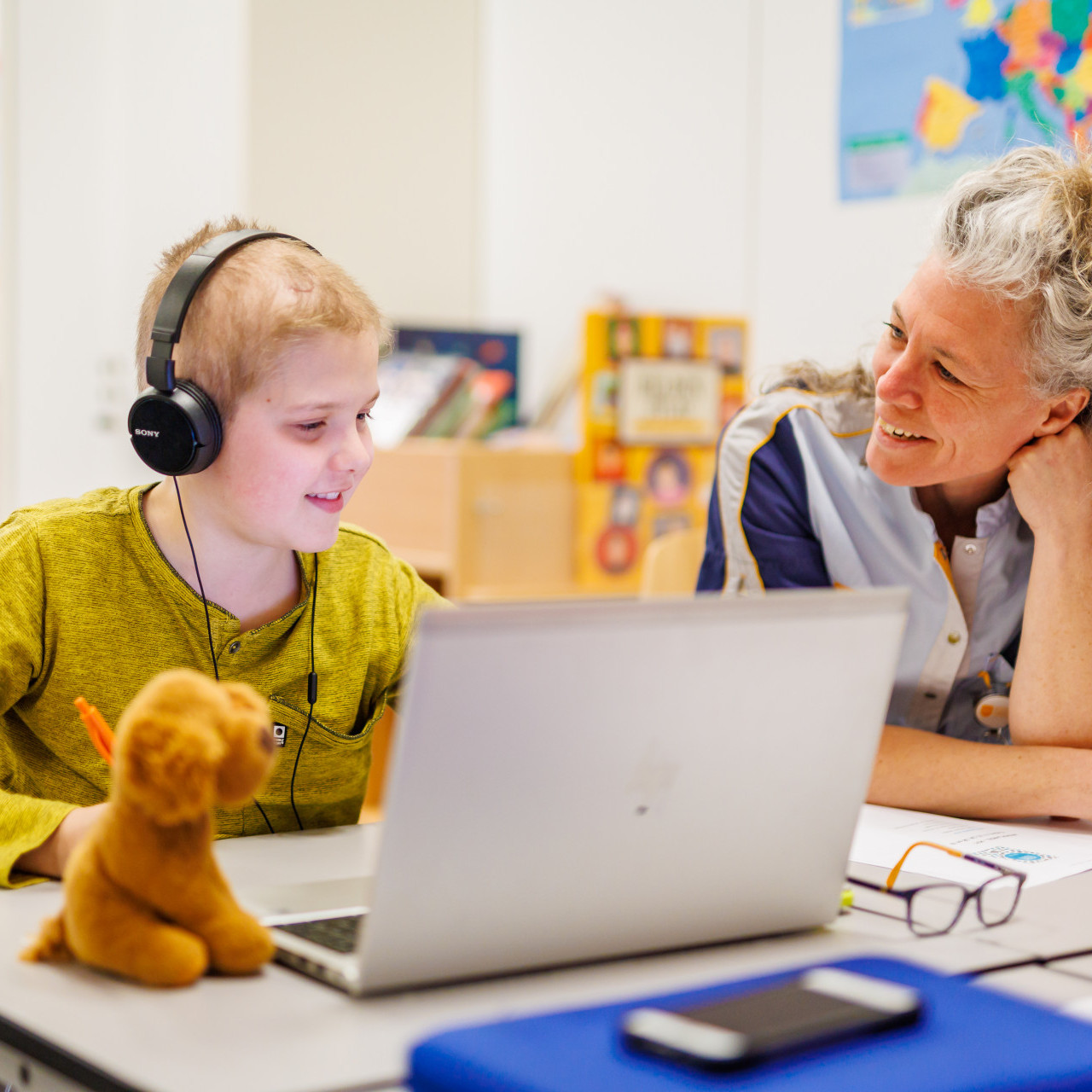 Children at the Máxima Center can go to school as normal