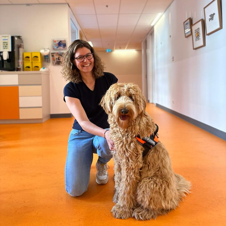 Proef met bezoekhond Flynn